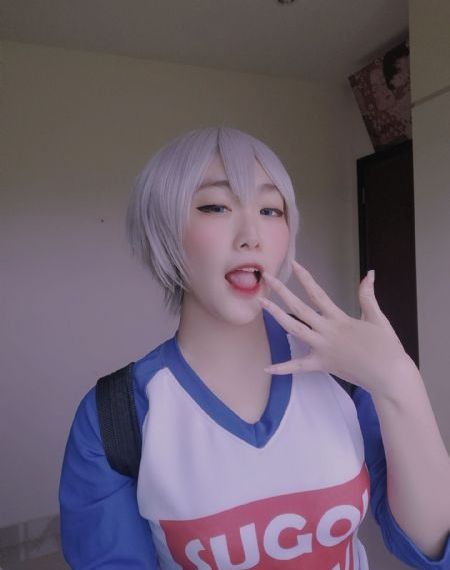 被老外添嫩苞添高潮的